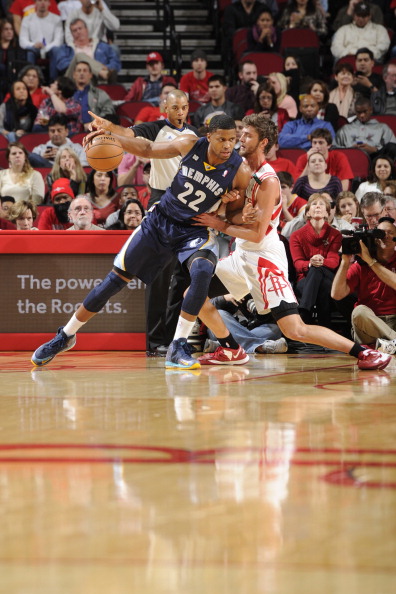 始终对他保 始终对他保