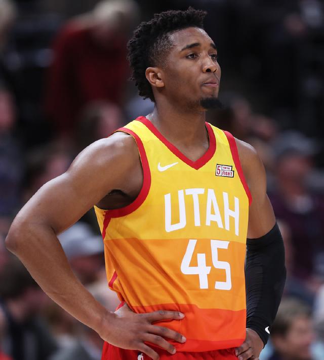 标杆人物 标杆人物