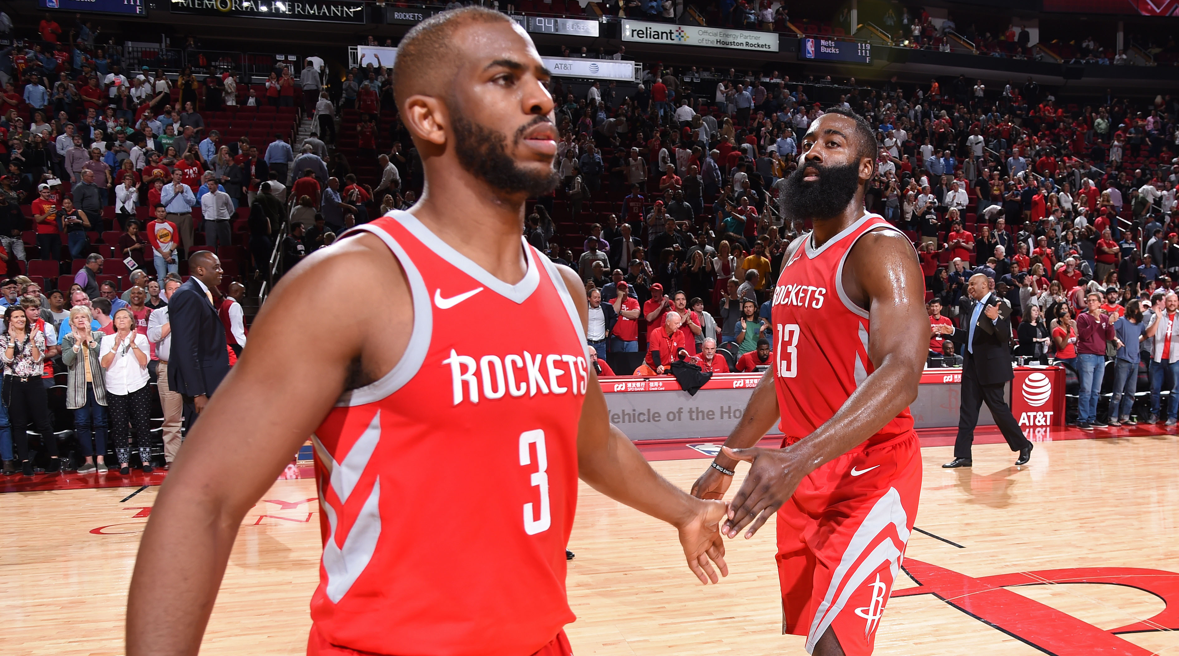 何将批评转 何将批评转