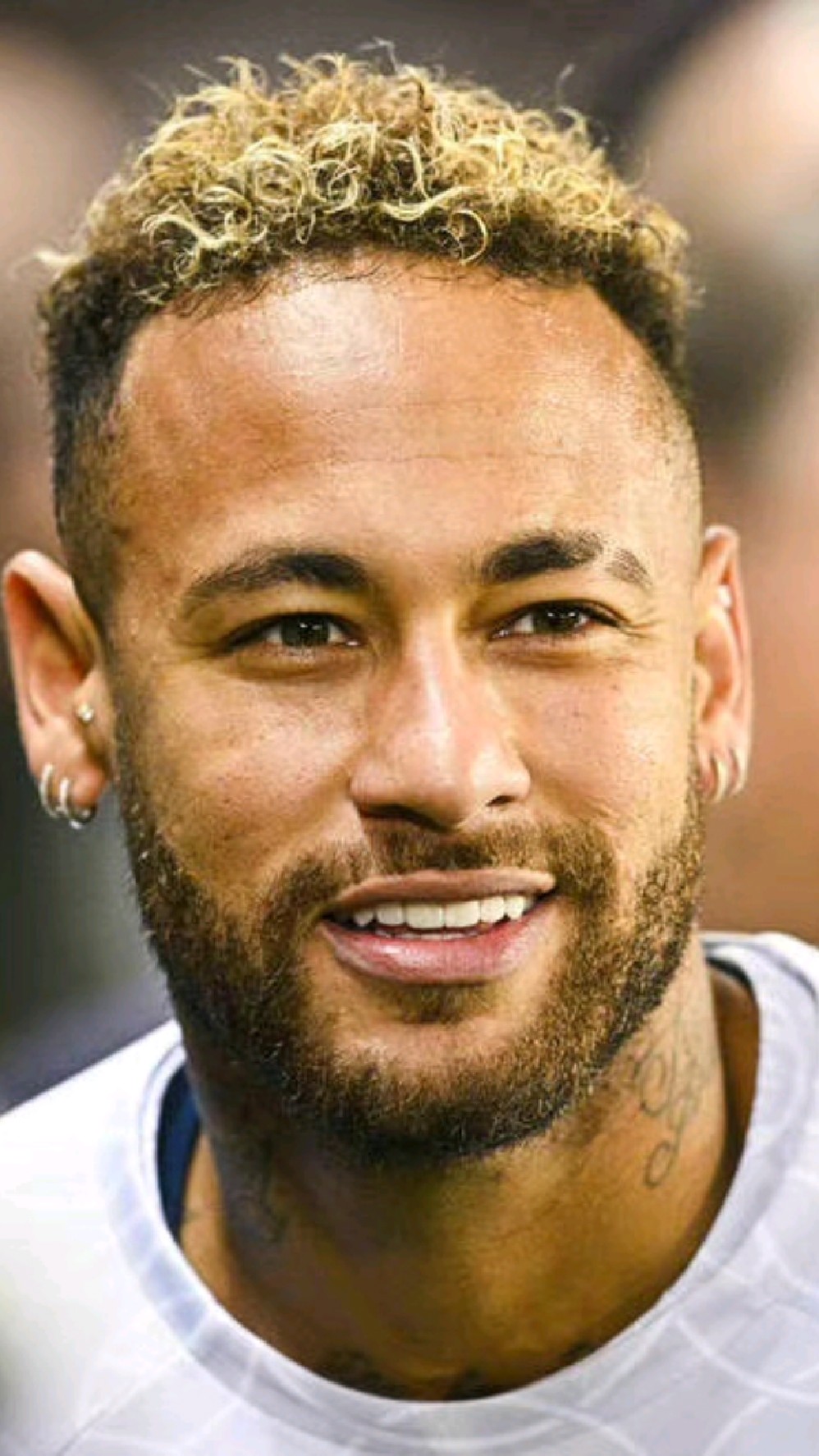 方面严格执 方面严格执